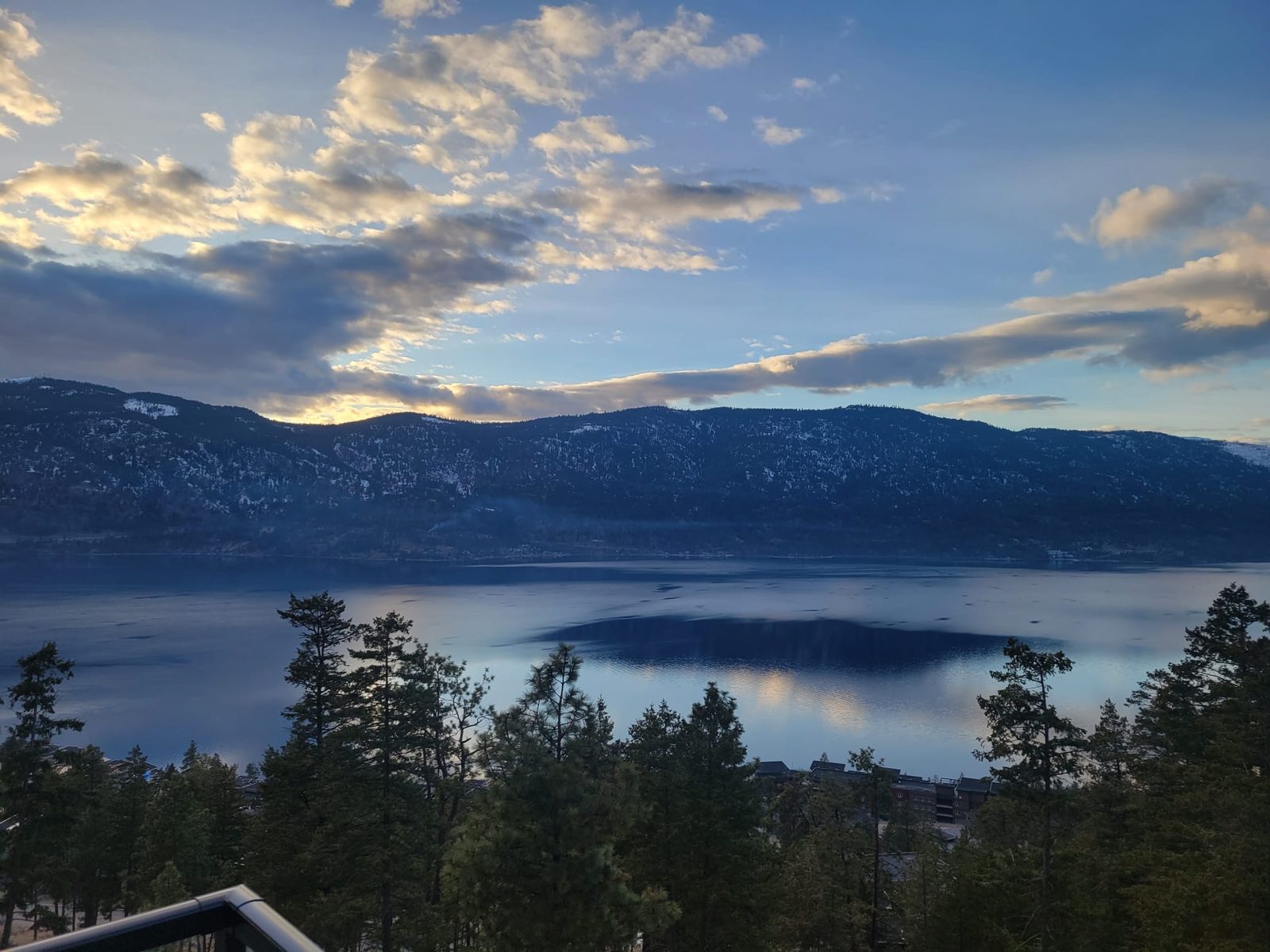 Evening over the lake
